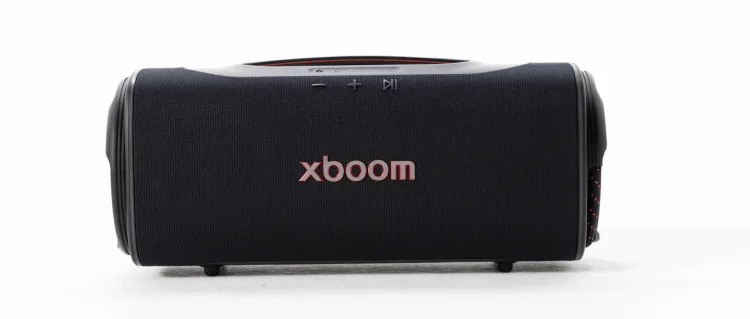 K 派对音箱能用 AI 去除歌曲中的人声